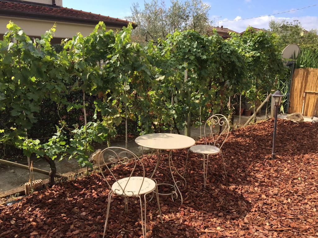 Il Casale Del Giglio Bed and Breakfast Santo Stefano di Magra Eksteriør billede