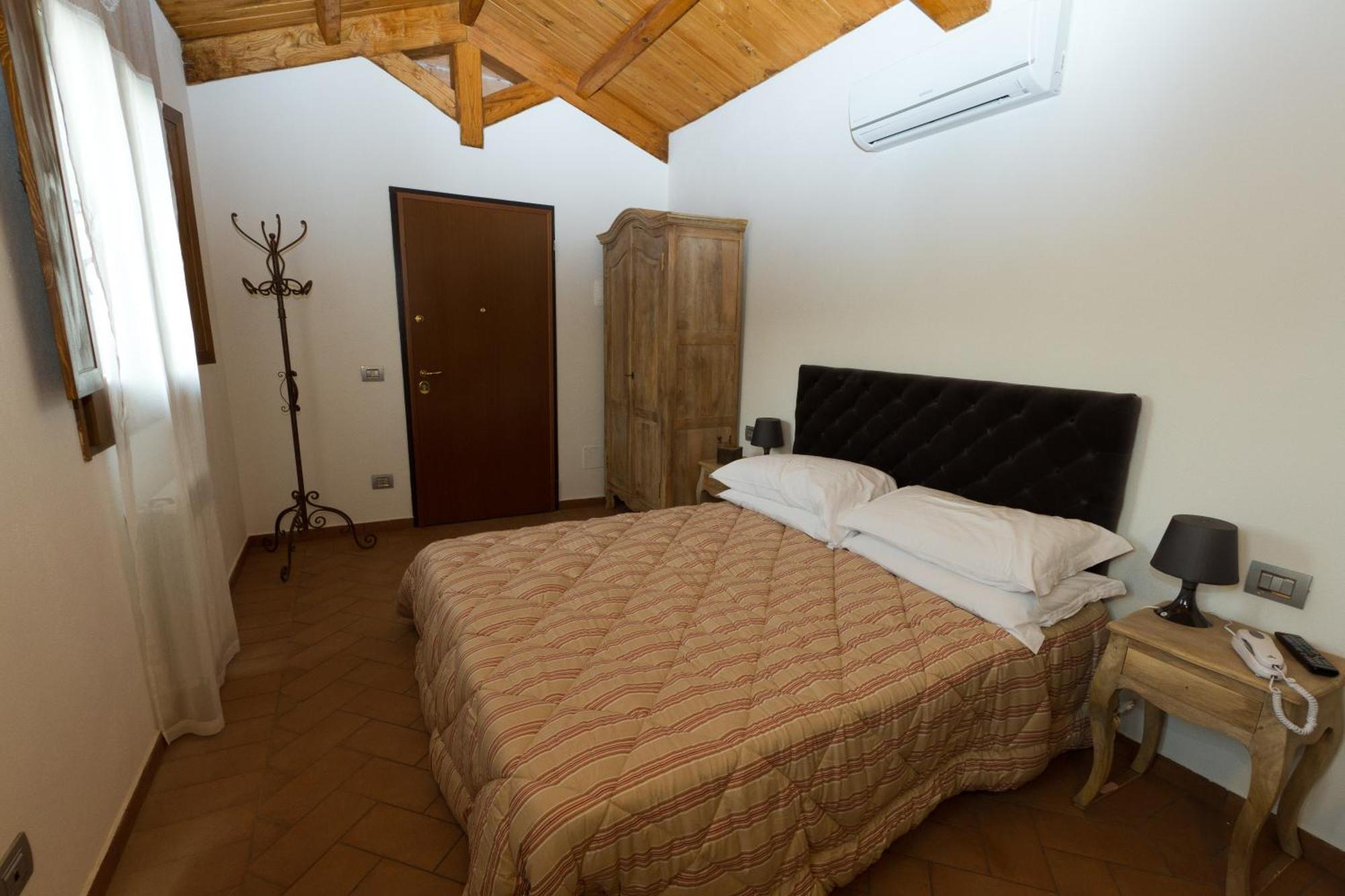 Il Casale Del Giglio Bed and Breakfast Santo Stefano di Magra Eksteriør billede